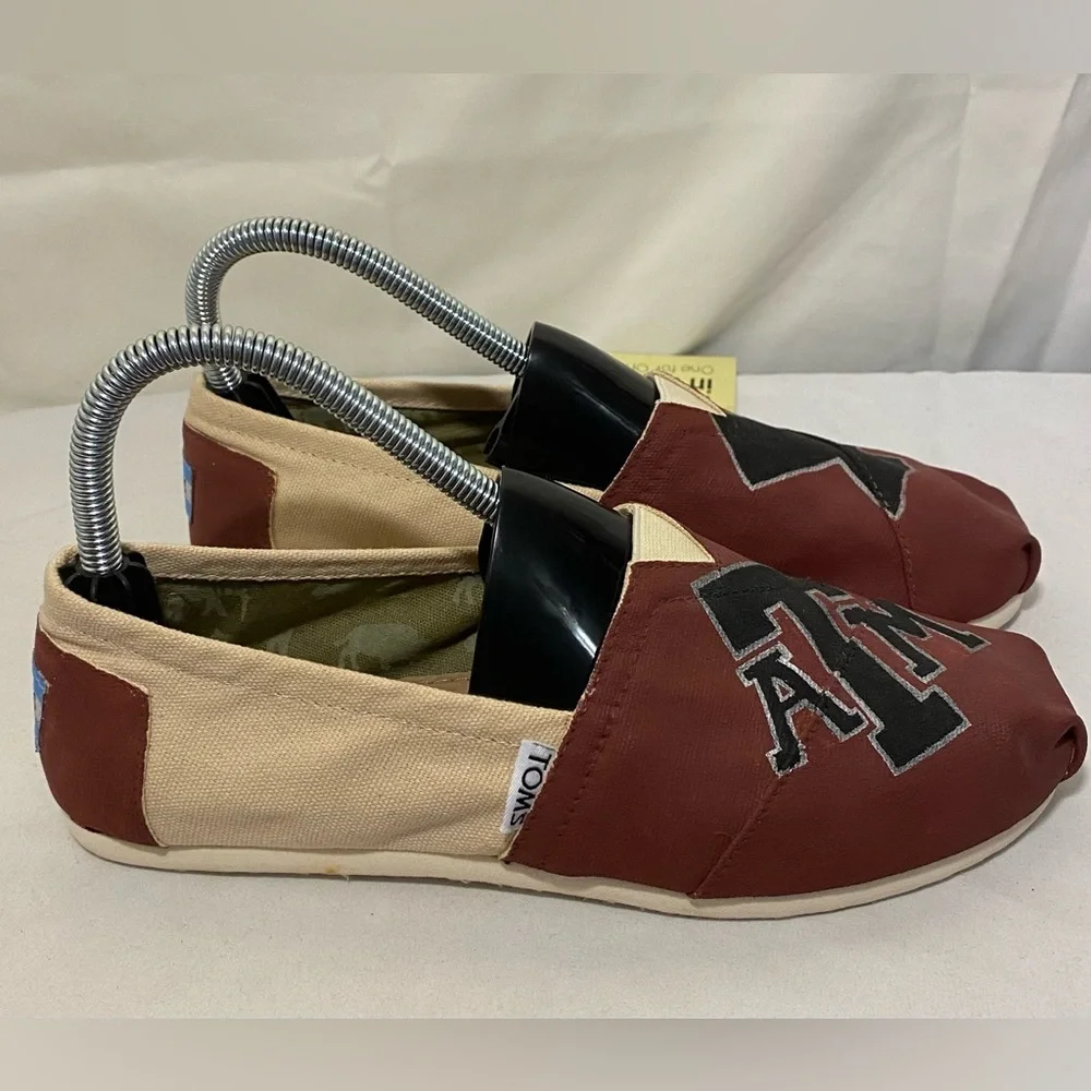 TOMS Hand Painted Texas A&M Women's Slip-On‎ Flats Size 7 - Picture 4 of 8